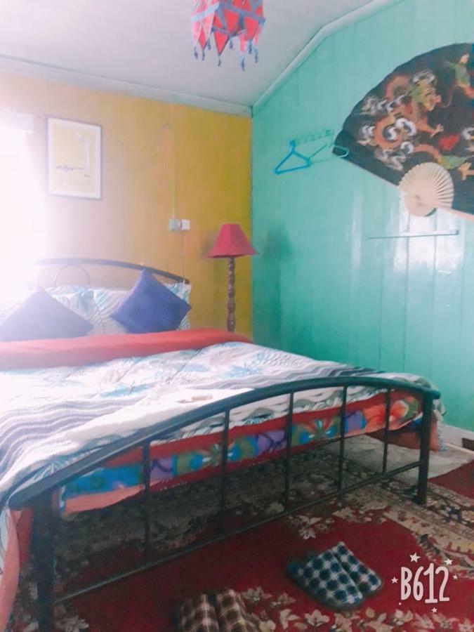 Vamoose Quaint Wood Cottage ดาร์จีลิง ภายนอก รูปภาพ